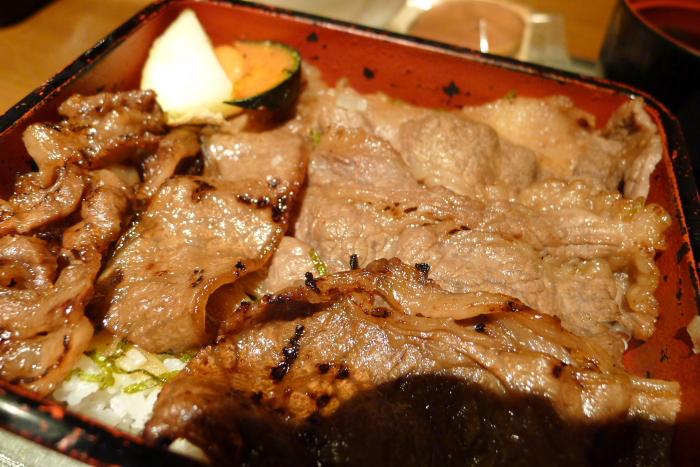 神楽坂_翔山亭ランチ 黒毛和牛のお重