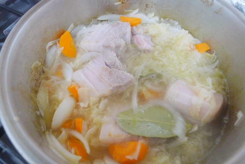 ザワークラウトの煮込みの作り方 圧力鍋で煮込む