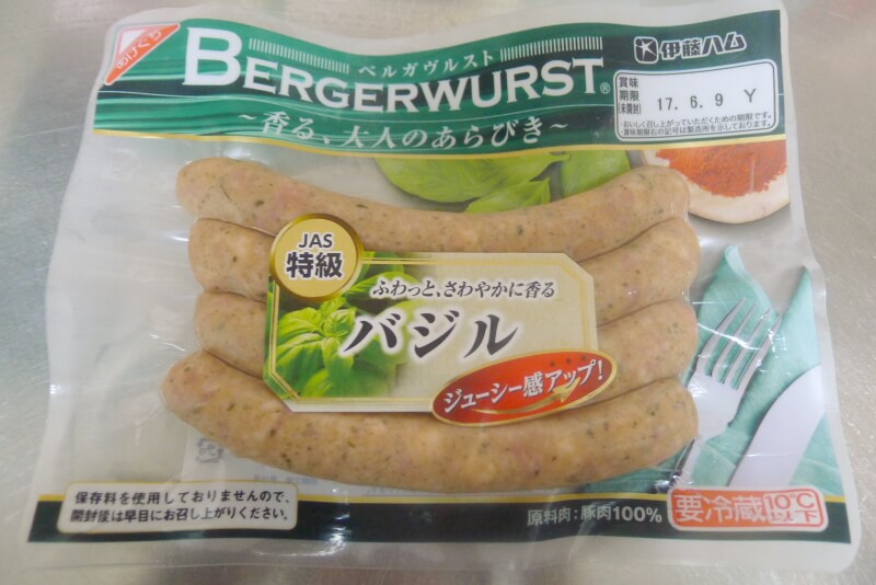 ザワークラウトの煮込みの作り方 ソーセージを食べる直前に加える