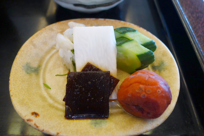 皆生温泉の松月の朝食、おつけもの