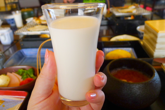 濃くておいしい大山の牛乳