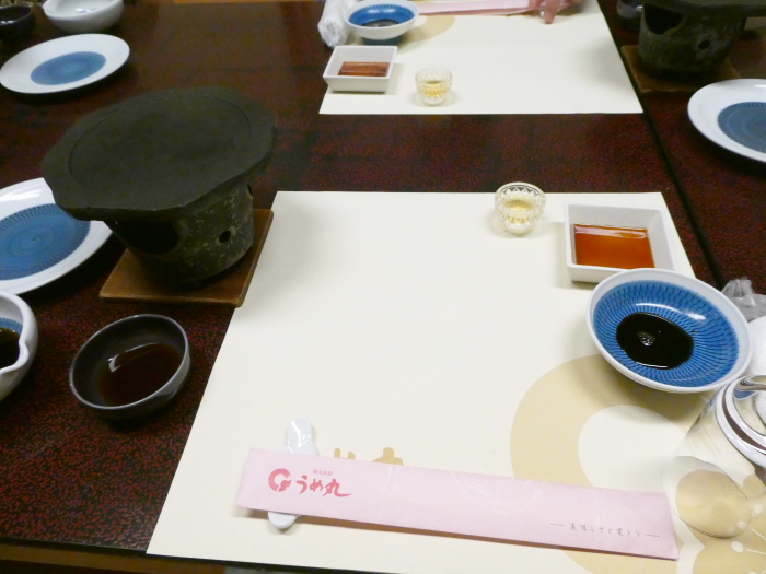 淡路島　うめ丸　夕食のテーブルセッティング