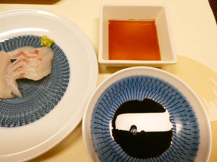 淡路島うめ丸の夕食の鯛の活け造り