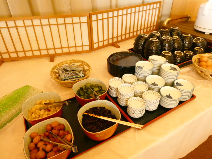 淡路島_うめ丸朝食の選べるごはんとお漬物