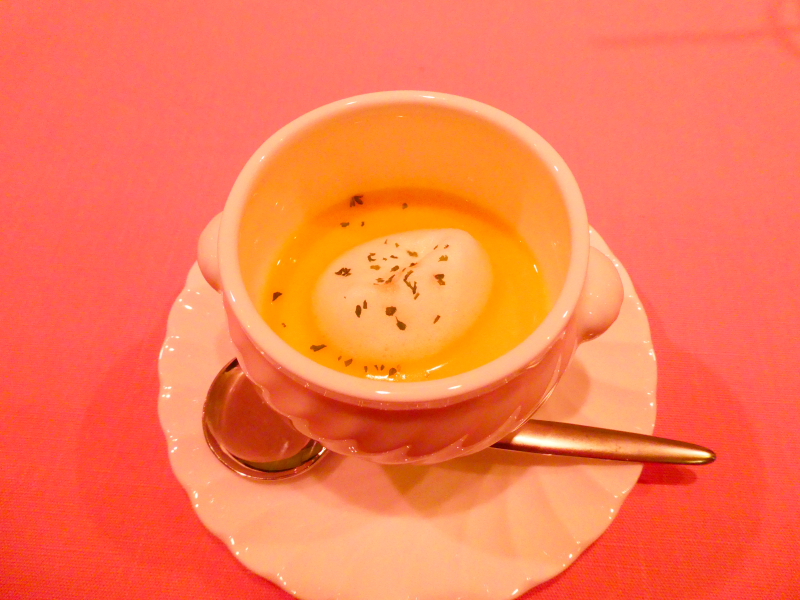 オーベルジュミヨーの夕食のスープ