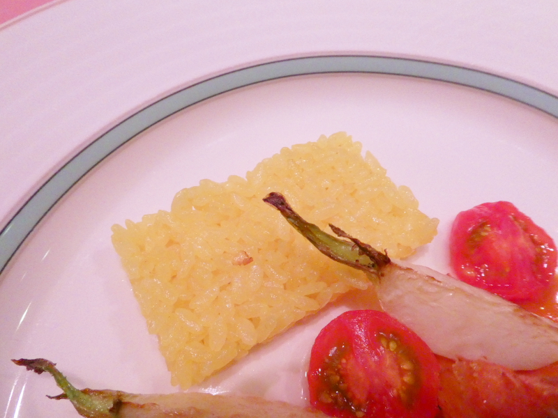 オーベルジュミヨーの夕食　本日の魚料理　サフランライス