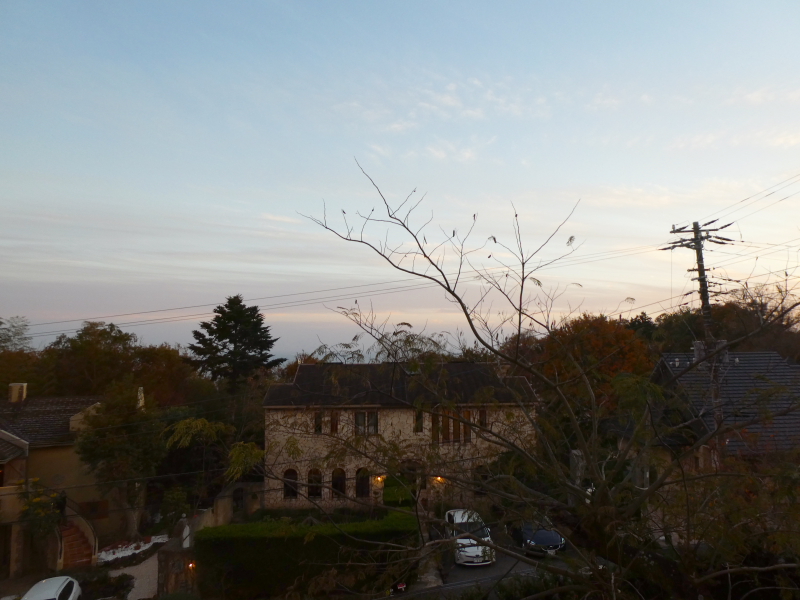 伊豆高原オーベルジュミヨーの寝室から見える景色、天気が良ければ伊豆七島を見ることができる