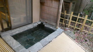 伊豆下田野の花亭こむらさきの「こぶし」 専用露天風呂