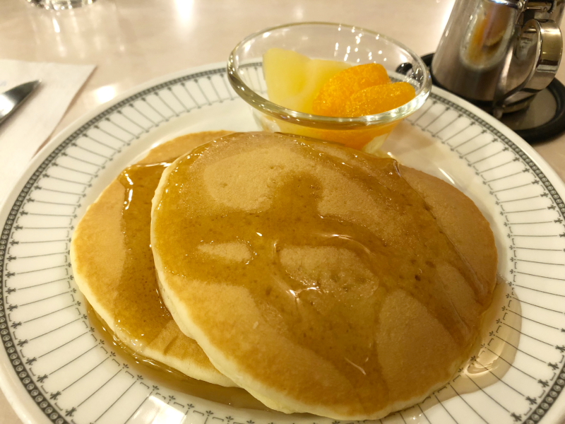 ピース 新宿西口小田急ハルク1ｆにある創業50年以上の老舗喫茶店のホットケーキ 新宿区 すきなものたち